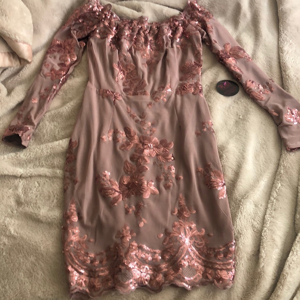 Off the shoulder sequins dress